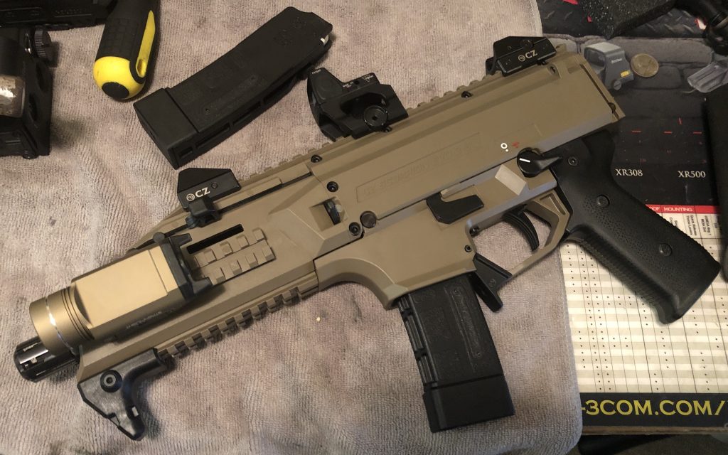 CZ Scorpion EVO 3 S1 in FDE with RMR and streamlight tlr-1 9mm