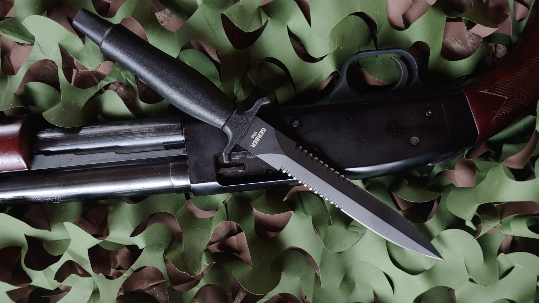 The Gerber Mk2 - A Commando's Knife - GAT Daily (Guns Ammo Tactical)