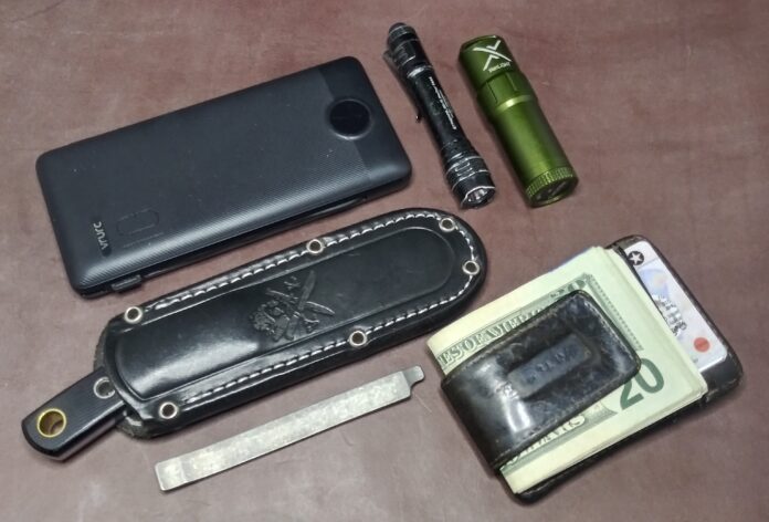 A sample EDC pocket dump.