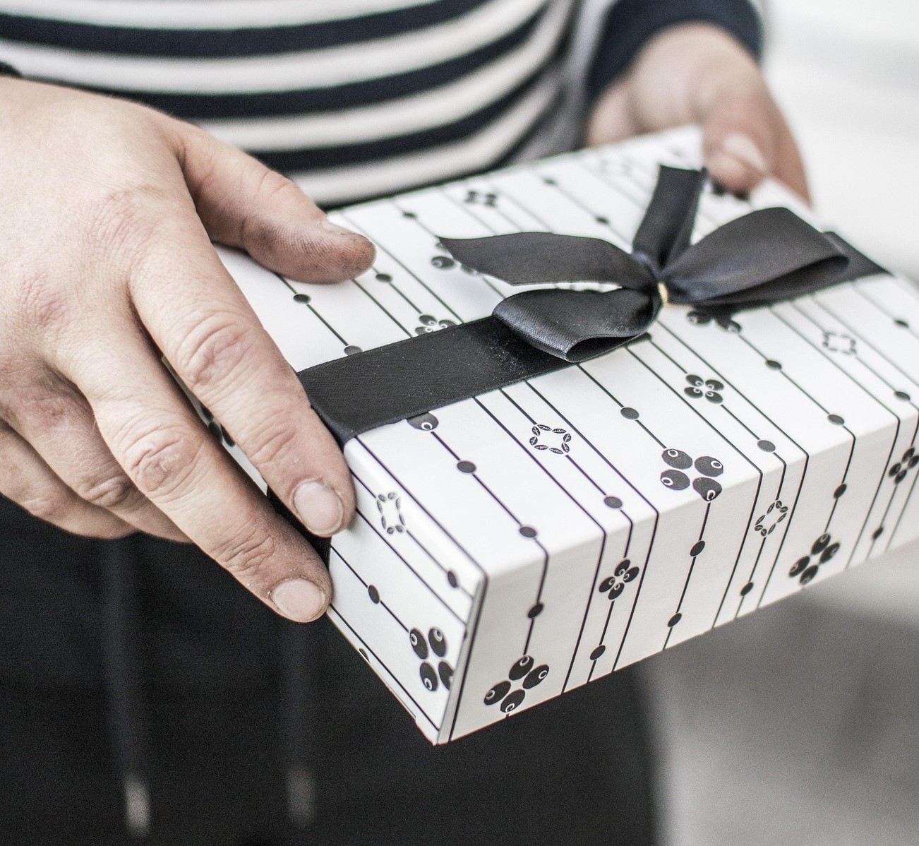 Father's Day knife gifts for dad