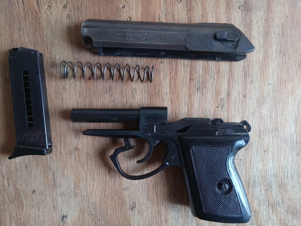 polish p-64 disassembly