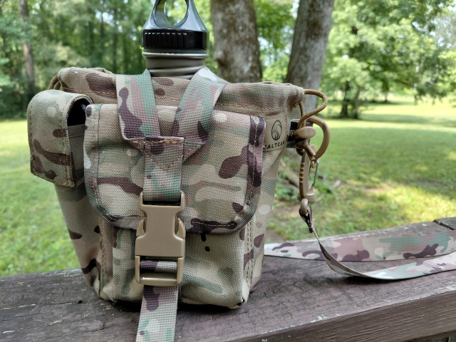 Valtcan Canteen Pouch Carrying Case