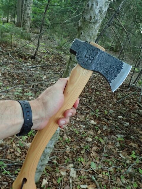 GAT_Hoffman_Hatchet (1)