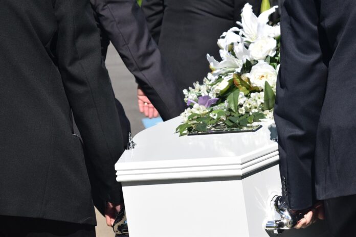 funeral-2421820_1280 End-of-life planning