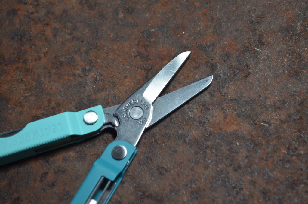 Micra - scissors
