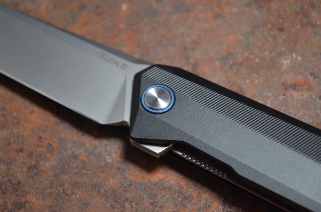 Ruike P166 - pivot point