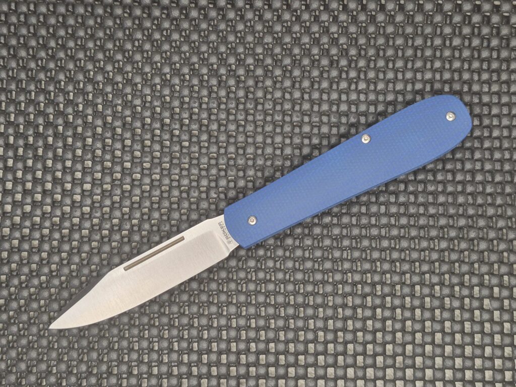 Boker Coffin - handle shape