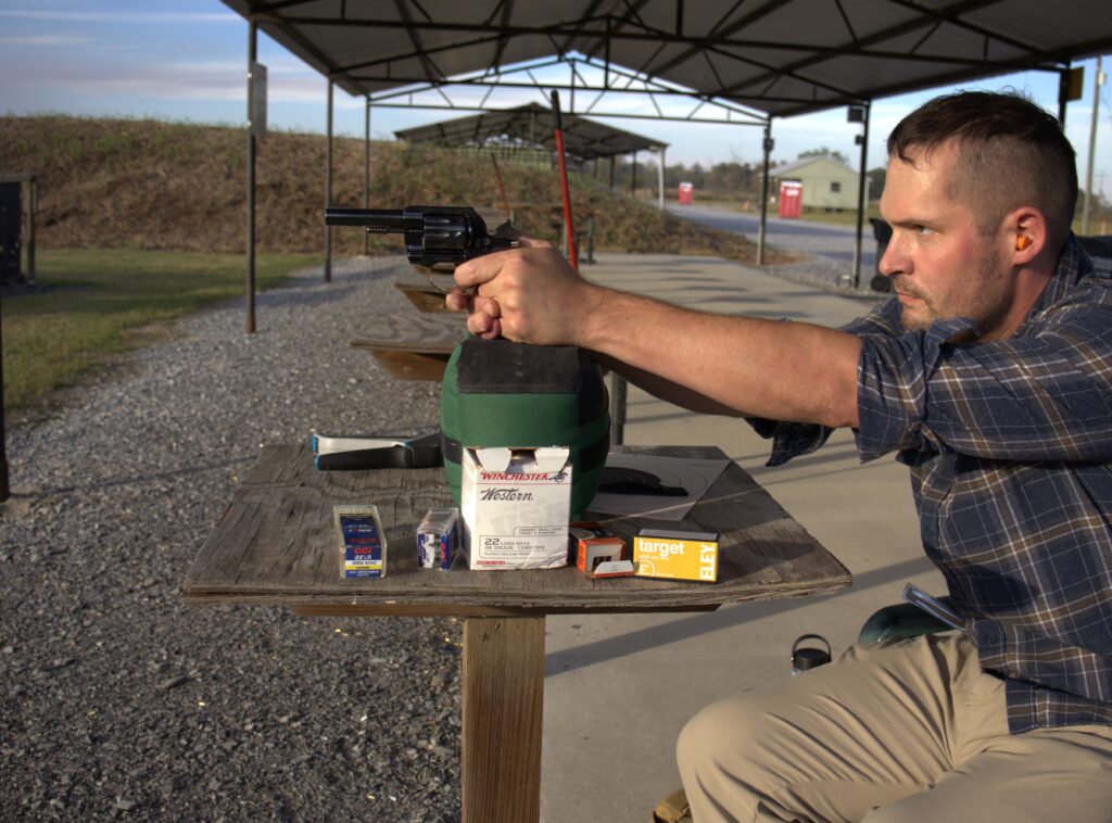 shooting the henry golden boy revolver from a bench rest
