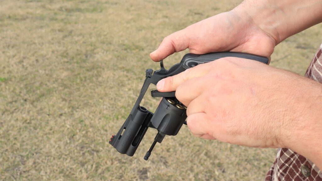 colt python reloading with a bianchi speed strip